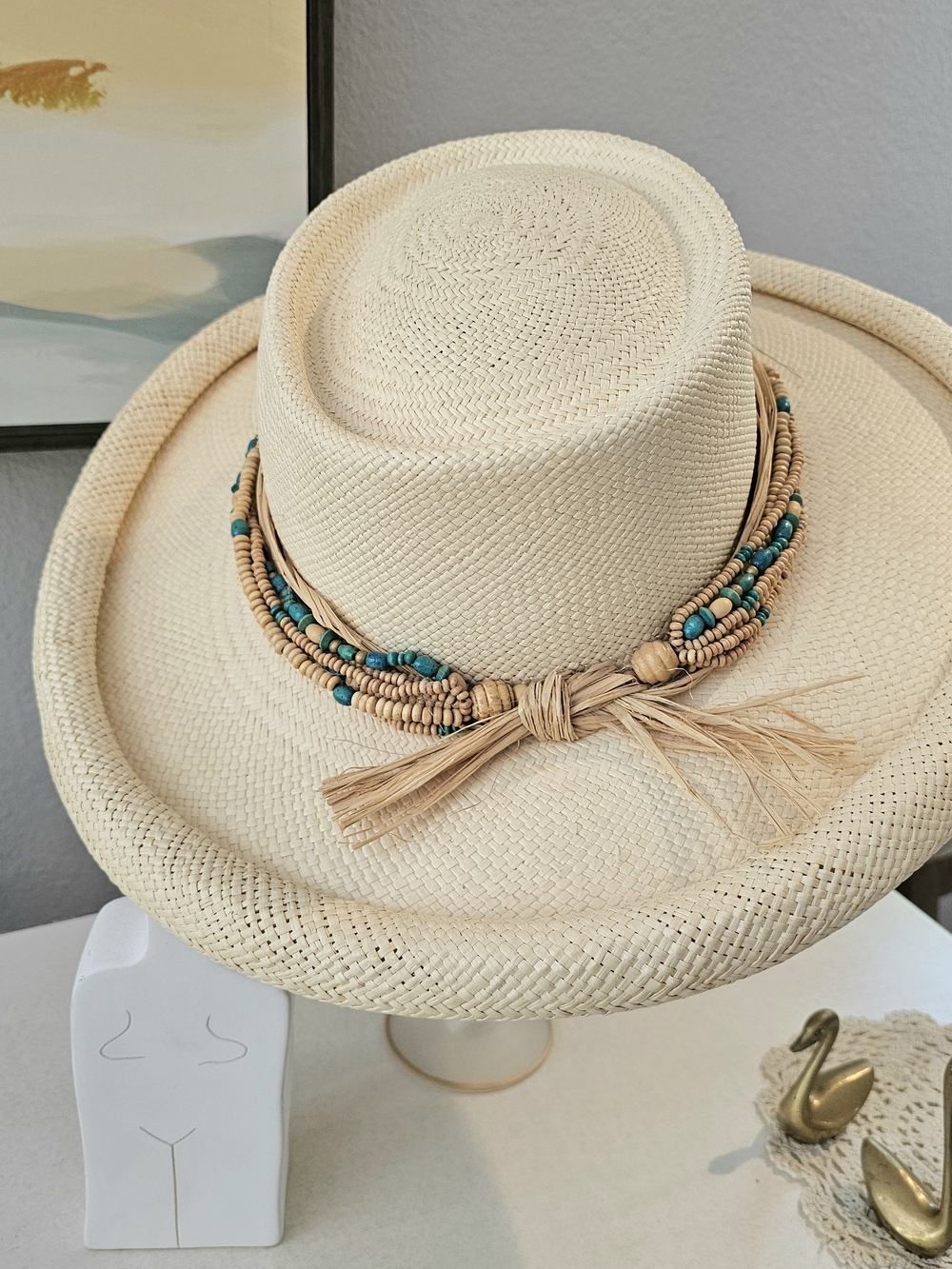 Callanan Sunny Raffia Straw Hat Rolled Brim in Natural with Beaded Hatband